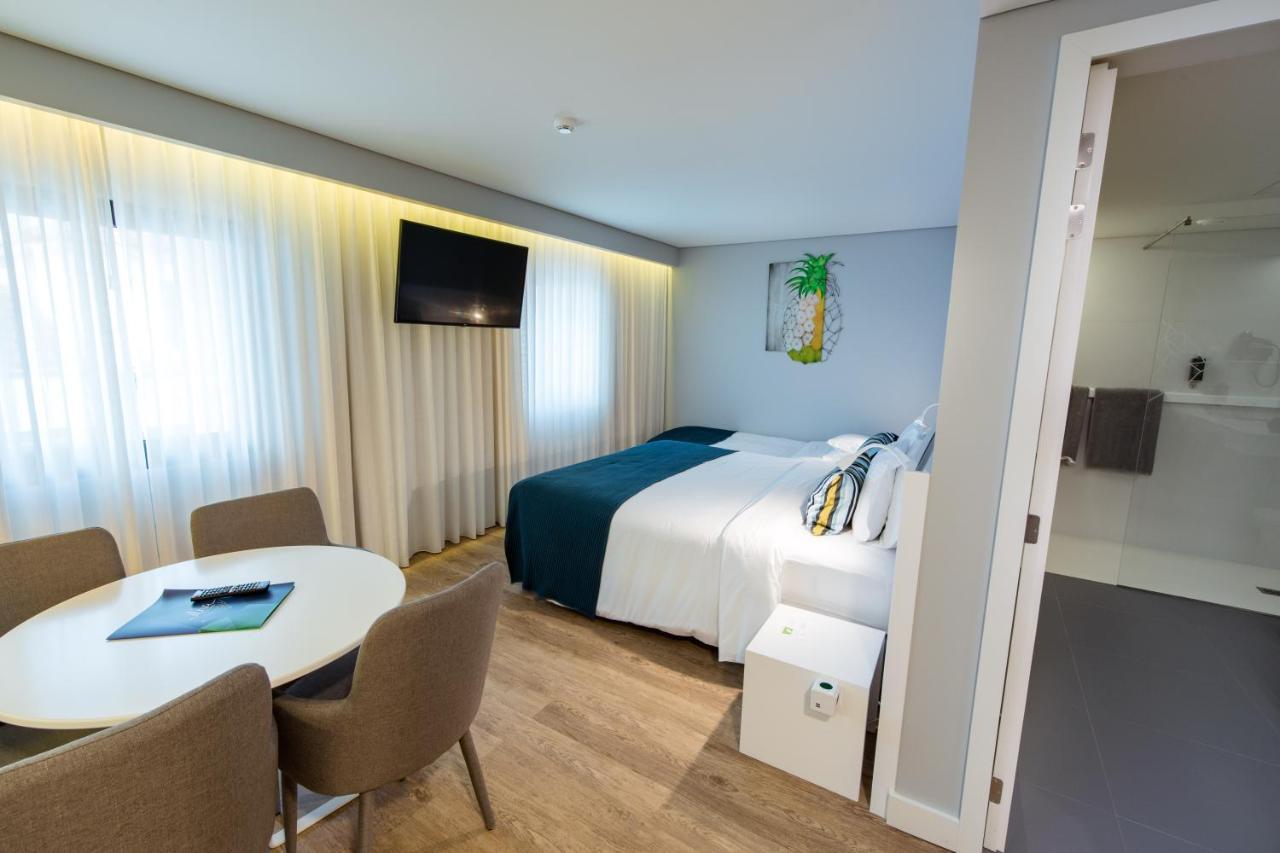 Ilha Hostel & Suites Ponta Delgada المظهر الخارجي الصورة