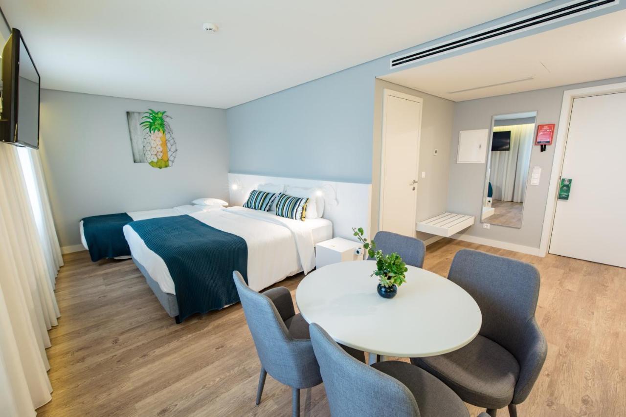 Ilha Hostel & Suites Ponta Delgada المظهر الخارجي الصورة