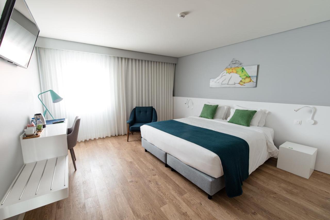 Ilha Hostel & Suites Ponta Delgada المظهر الخارجي الصورة