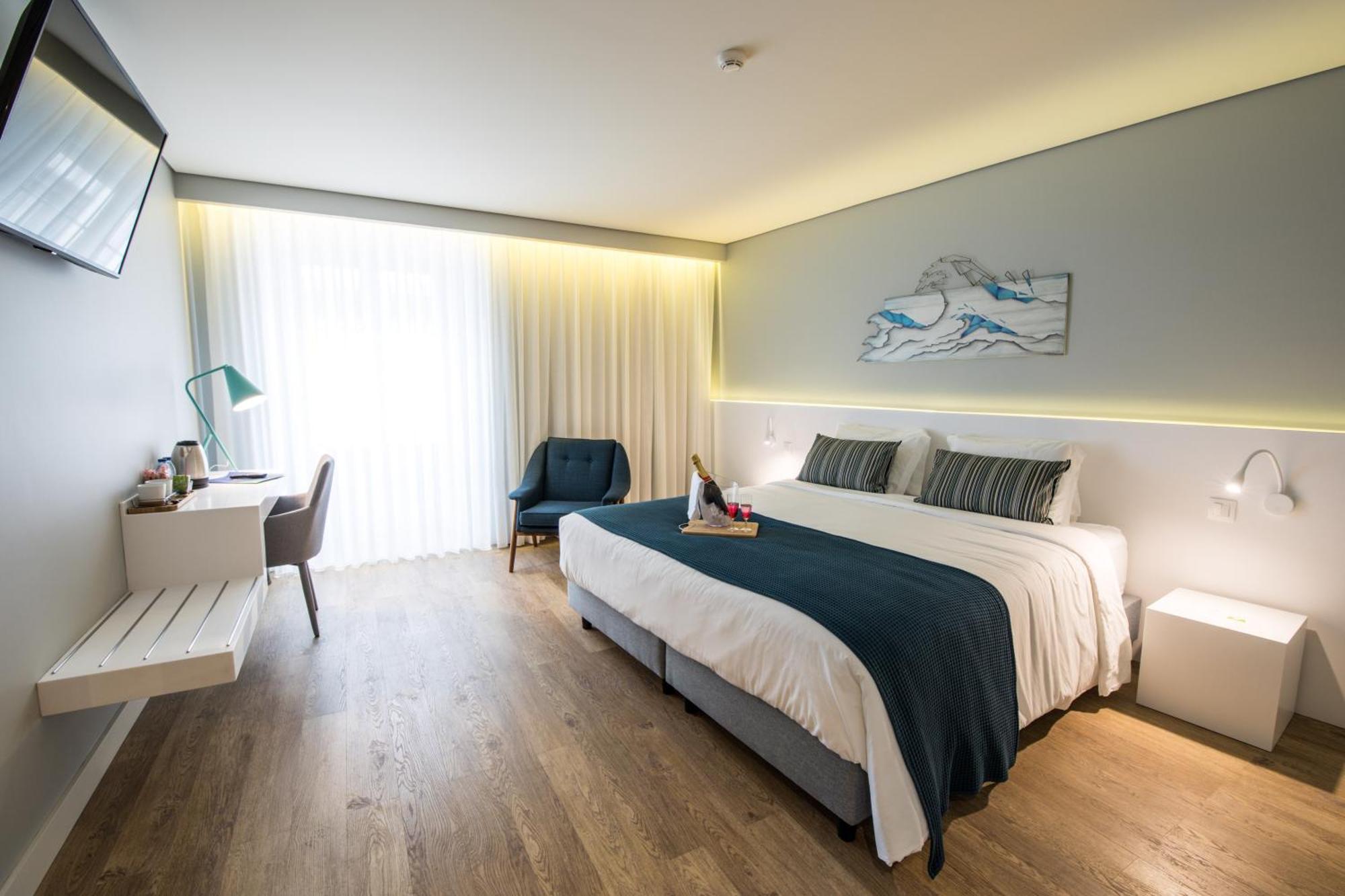 Ilha Hostel & Suites Ponta Delgada المظهر الخارجي الصورة