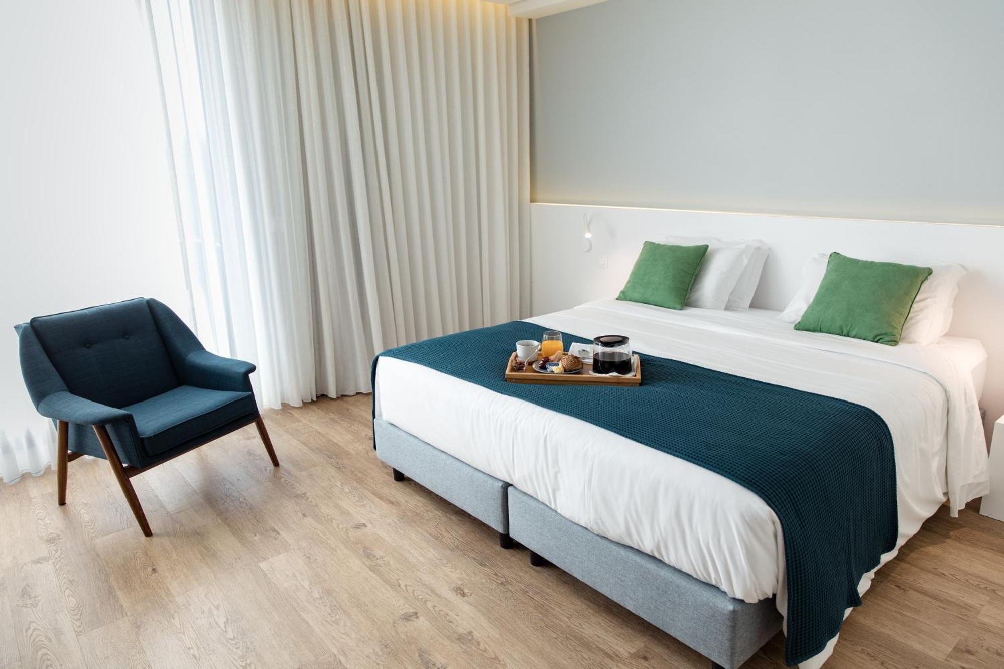 Ilha Hostel & Suites Ponta Delgada المظهر الخارجي الصورة