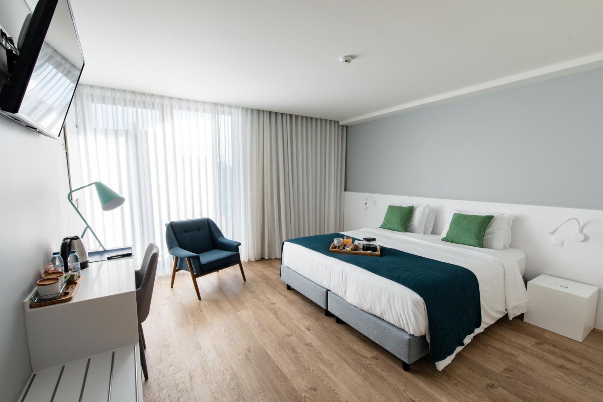 Ilha Hostel & Suites Ponta Delgada المظهر الخارجي الصورة